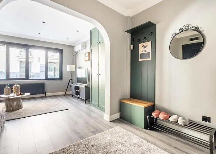 Sevim Nisantasi Istanbul